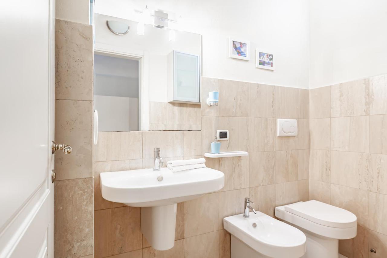Pisa Central Studio Apartment ภายนอก รูปภาพ